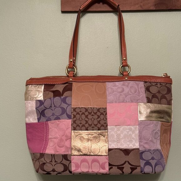 Y2K Coach Signature Patchwork Multi-Texture Hobo Bag - Picture 2 of 4